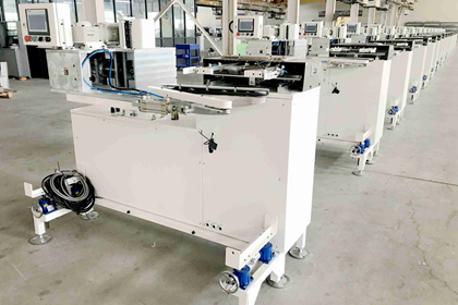 Fully automatic bagging machine